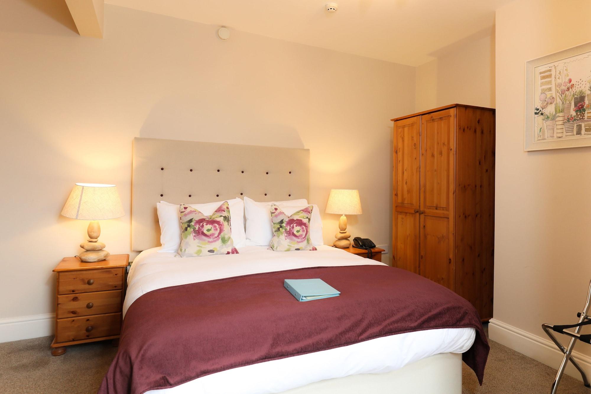 St Andrews Town Hotel Дройтуич Екстериор снимка