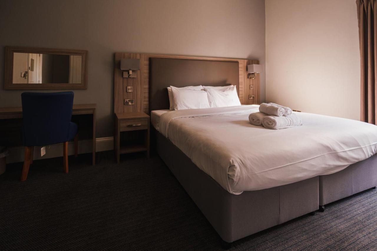 St Andrews Town Hotel Дройтуич Екстериор снимка