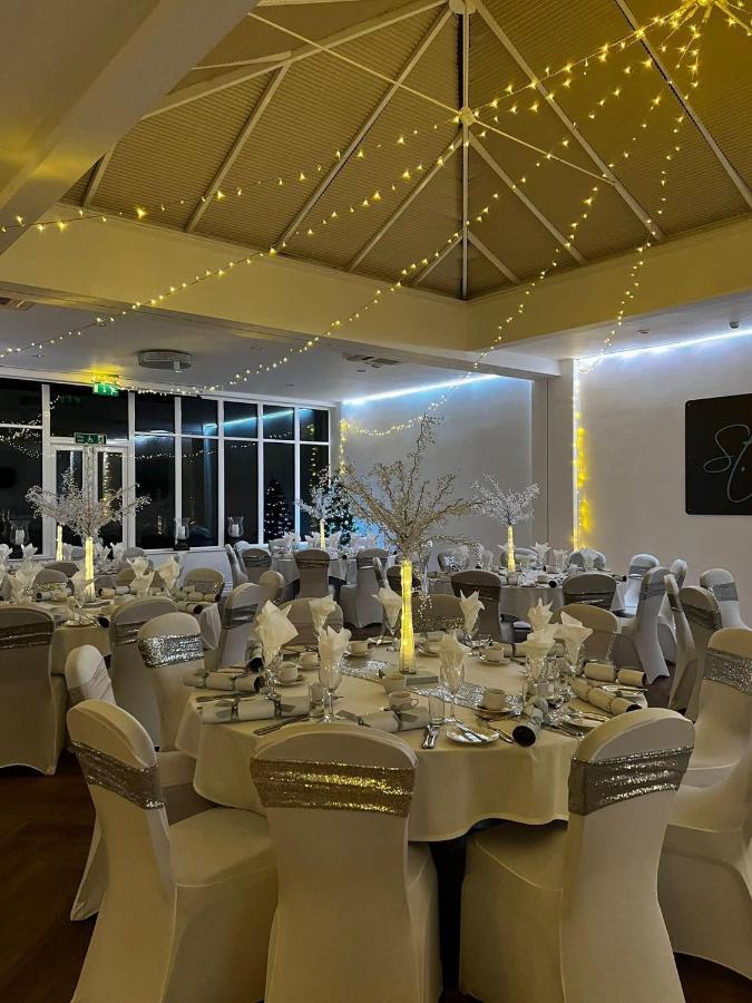 St Andrews Town Hotel Дройтуич Екстериор снимка
